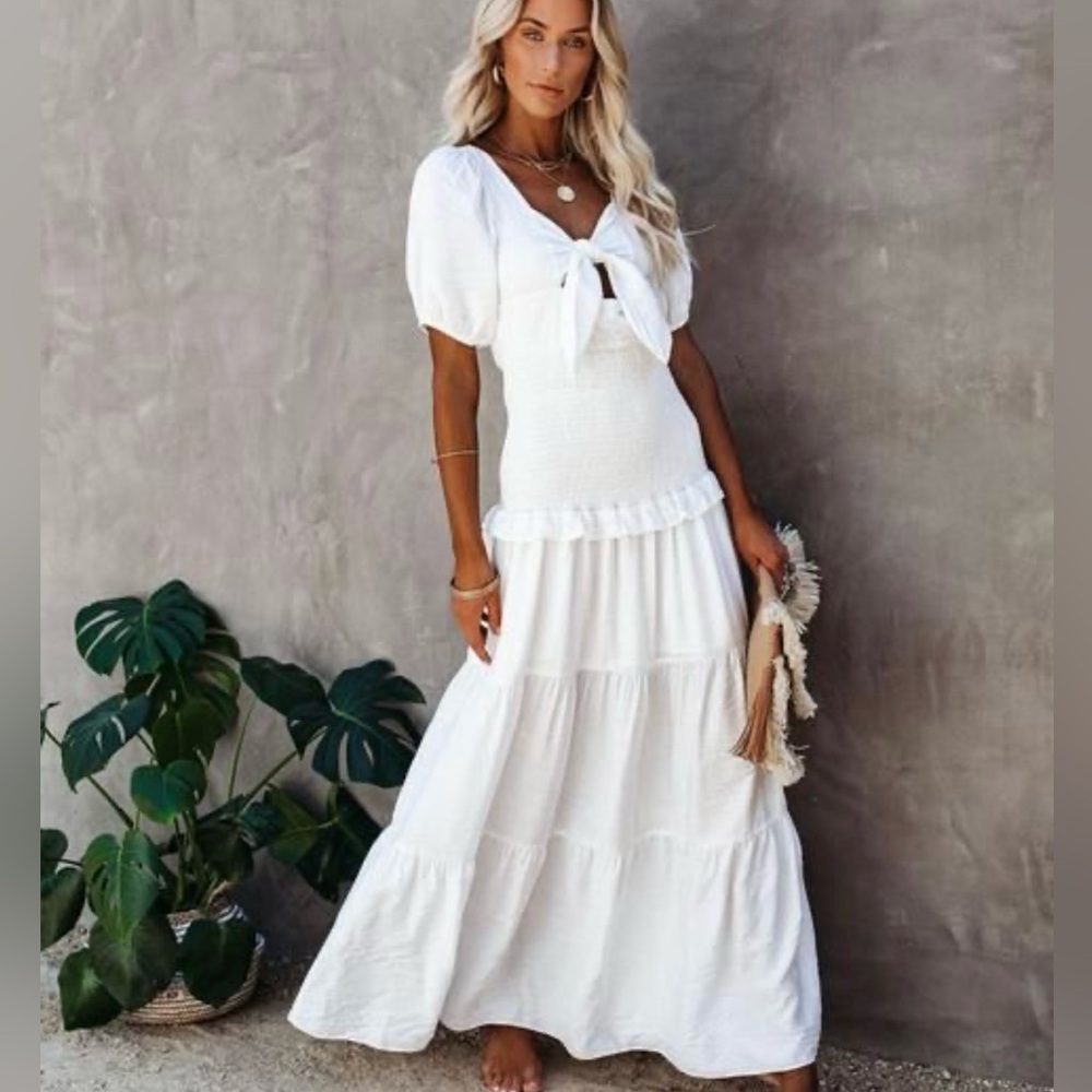 NWT VICI | Skylar Rose White Maxi Dress | Small